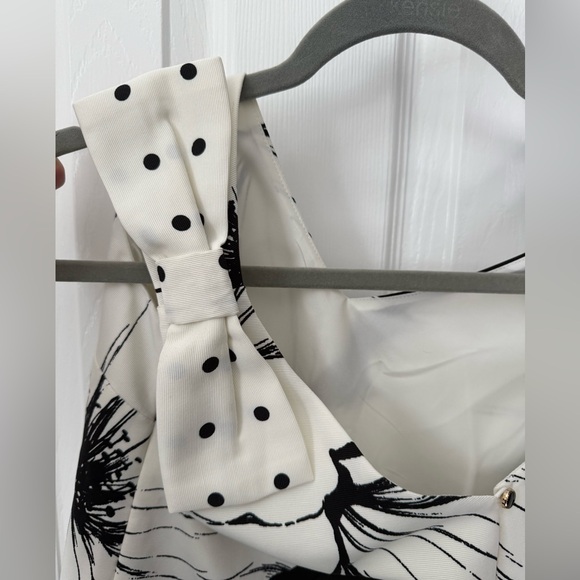 Talbots Primrose V-Neck Shell - Picture 7 of 7